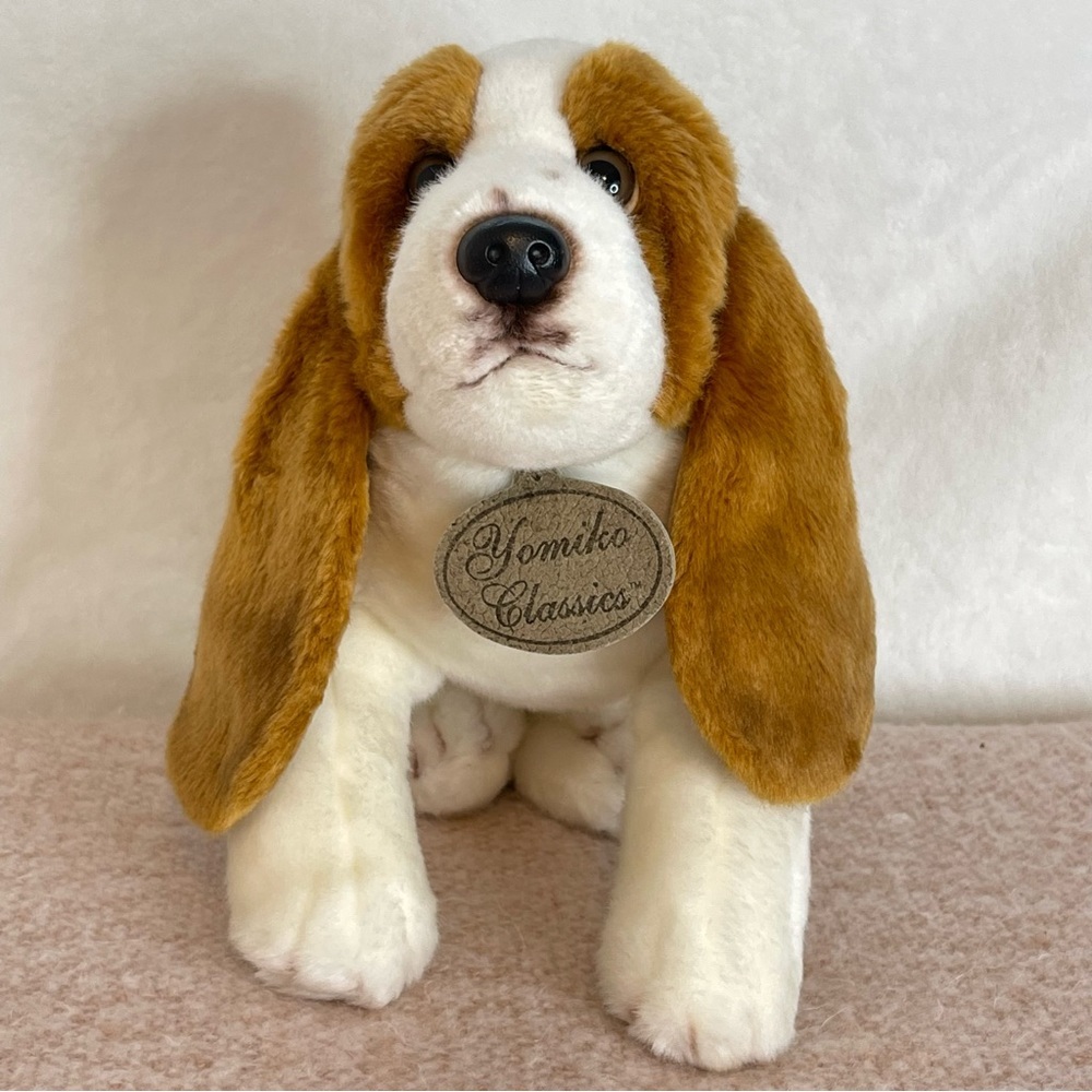 Vintage Russ Yomiko Classics Basset Hound 13”